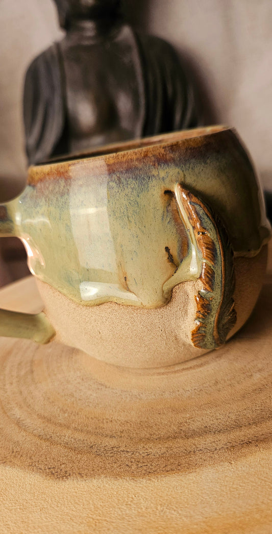 Wunderschöne Federtasse