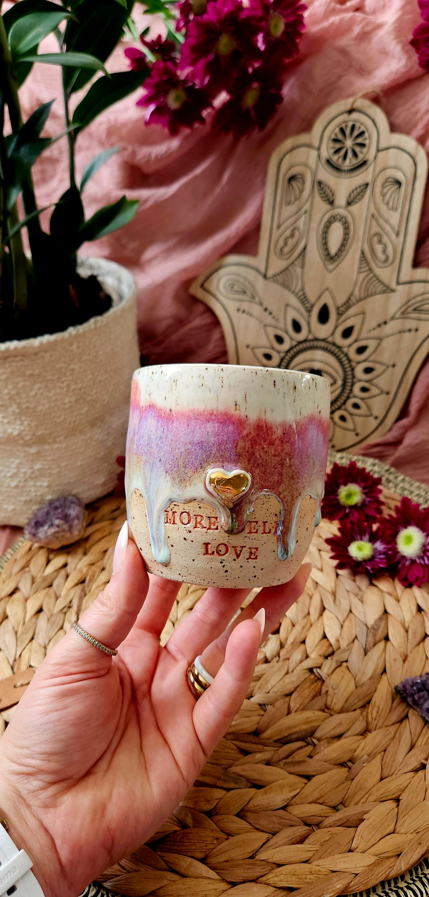 Wunderschöner ,,More Self Love" Becher mit Goldherzen "🌷🌸