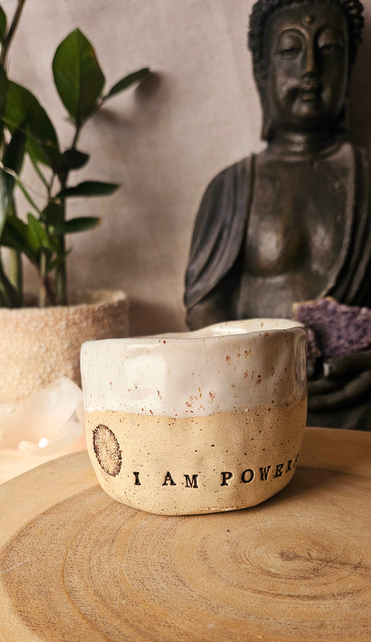 Handgeformter ,,I am Powerful" Becher ✨️