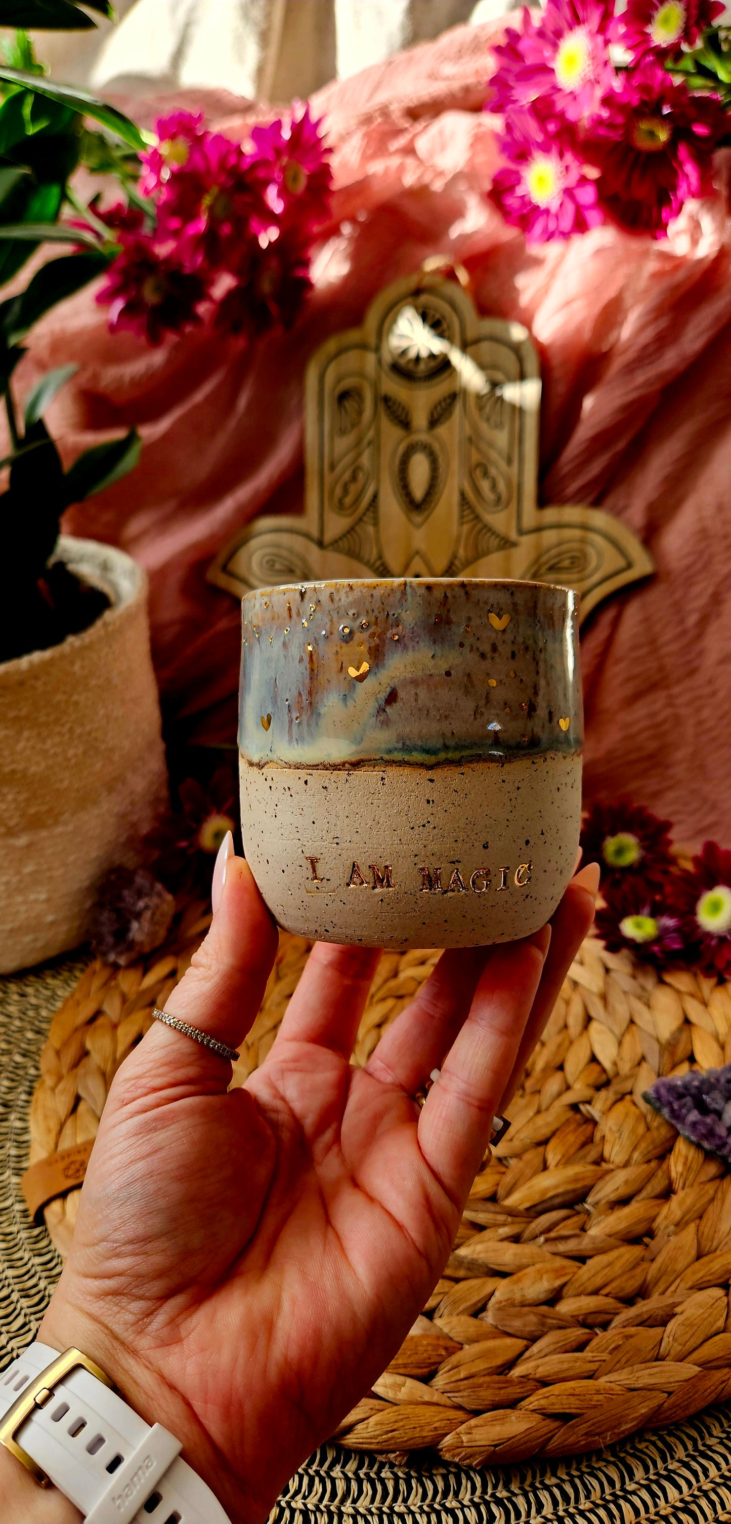 Wunderschöner ,,I am Magic" Becher mit Goldherzen✨️🌷
