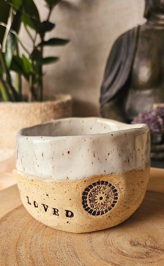 Handgeformter ,,I am Loved" Becher🫶