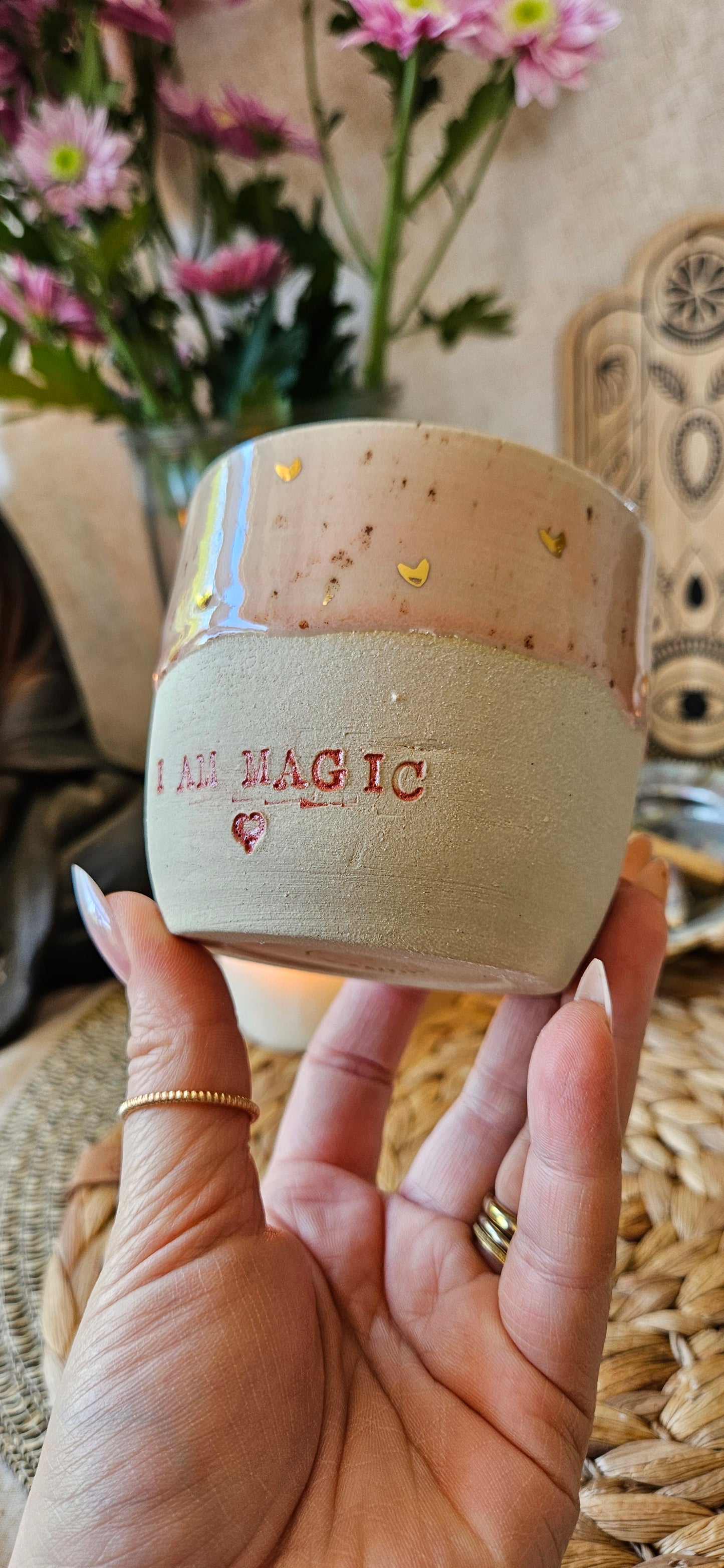 Zauberhafter ,,I am Magic" Becher mit Goldherzen 🫶