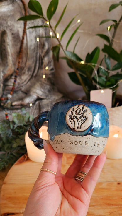 Kraftvoller ,,your soul is art" Tasse💙