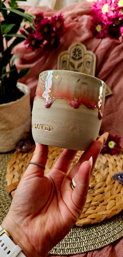 Zauberhafter ,,I am Loved" Becher mit Goldherzen 🌷 🫶