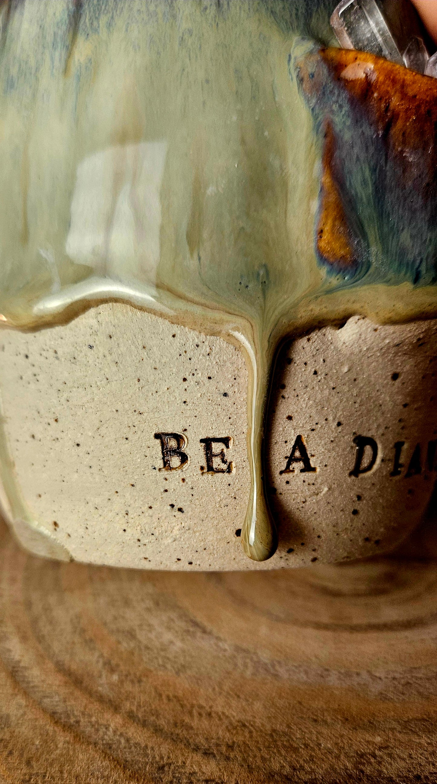 Kraftvoller ,,Be a Diamond" Becher B-Ware