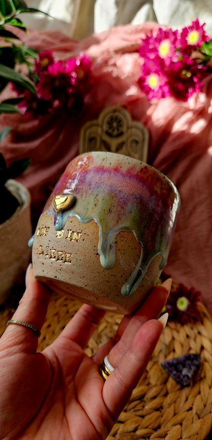 Zauberhafter ,,Ich bin Liebe" Becher mit Goldherzen 🌷🫶