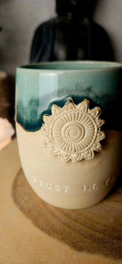 Einzigartiger ,,Trust in you" Becher ✨️