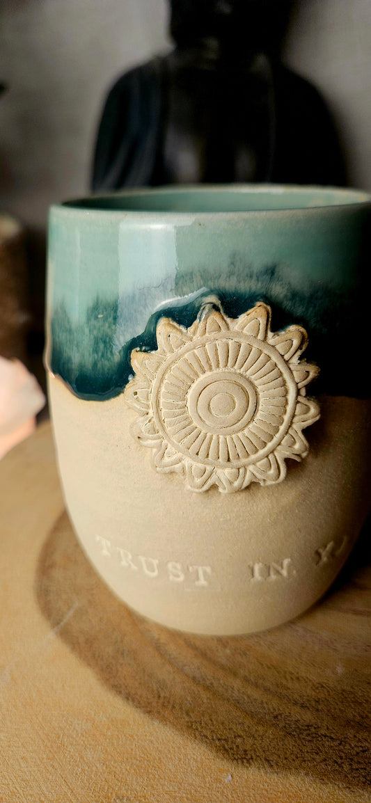 Einzigartiger ,,Trust in you" Becher ✨️