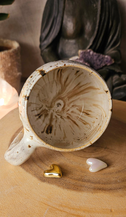 Wunderschöne Magnettasse mit zwei Herzen