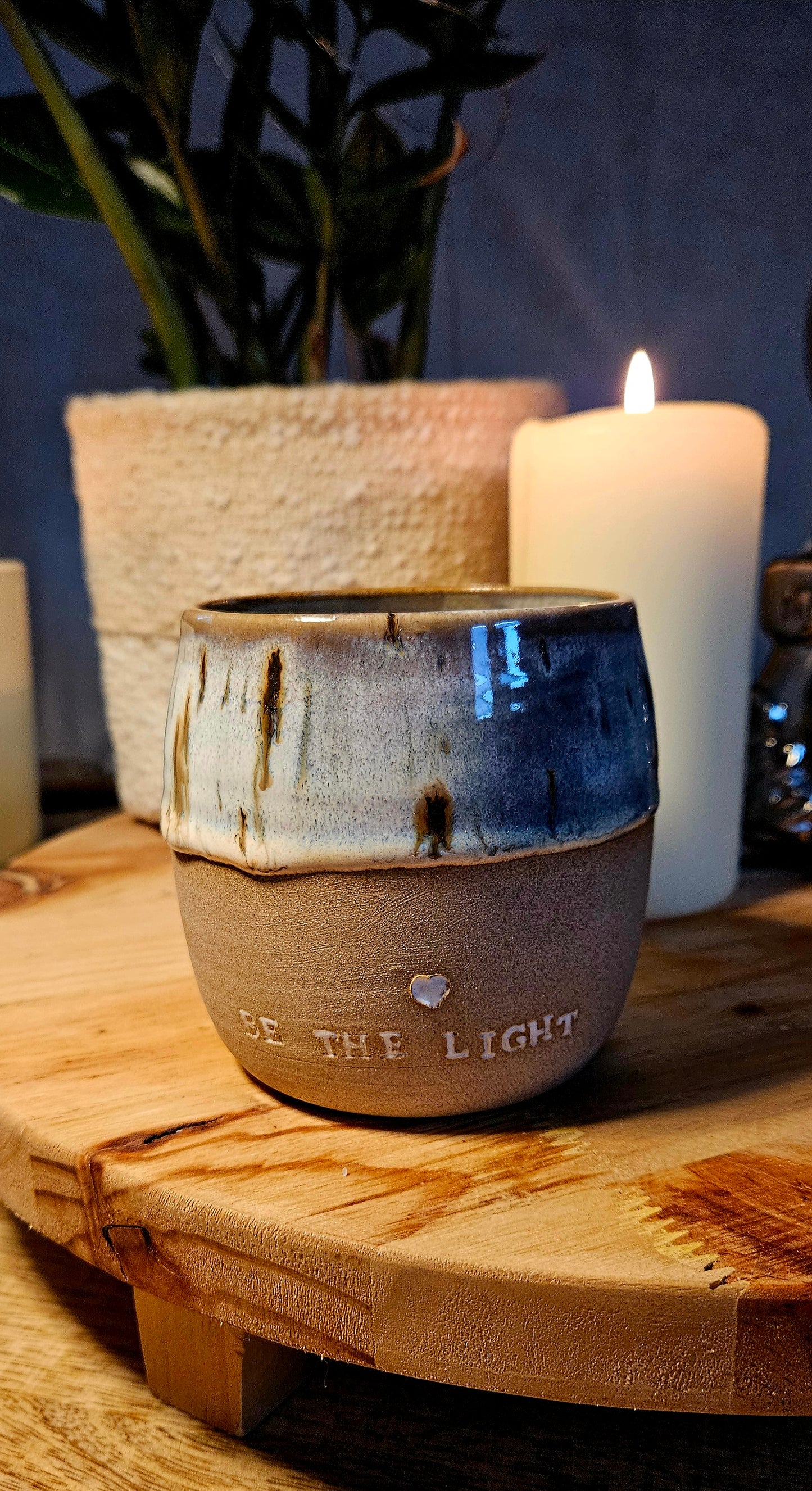 Wunderschöner ,,Be the Light" Becher