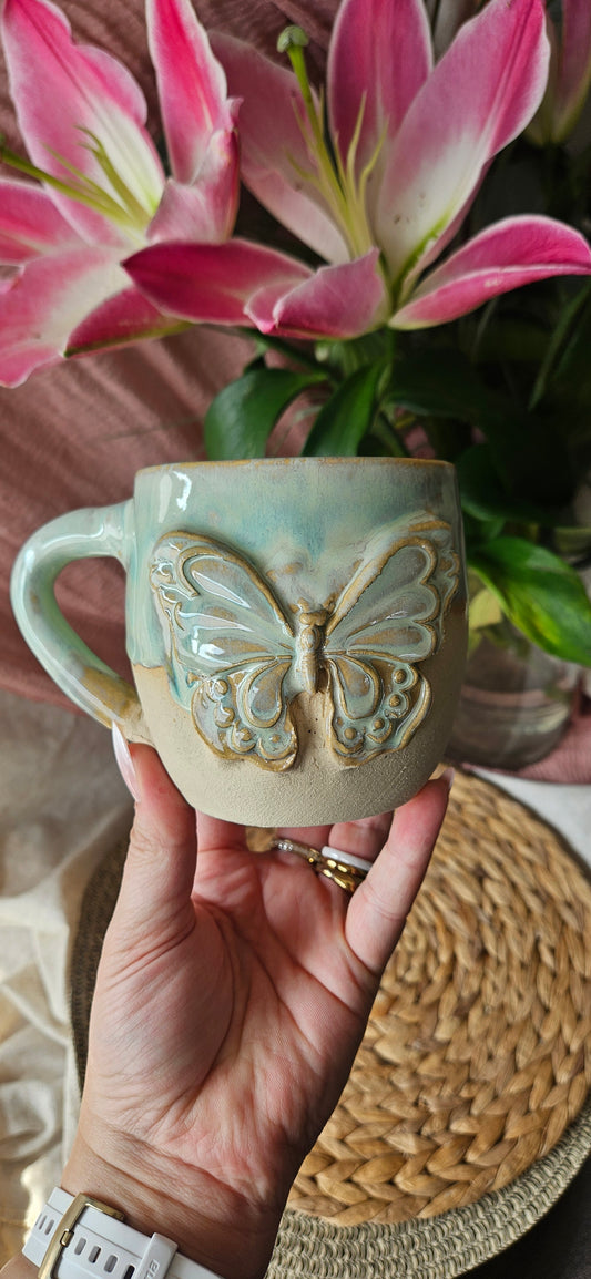 Wunderschöne Schmetterlingstasse in Türkis 🦋🫶