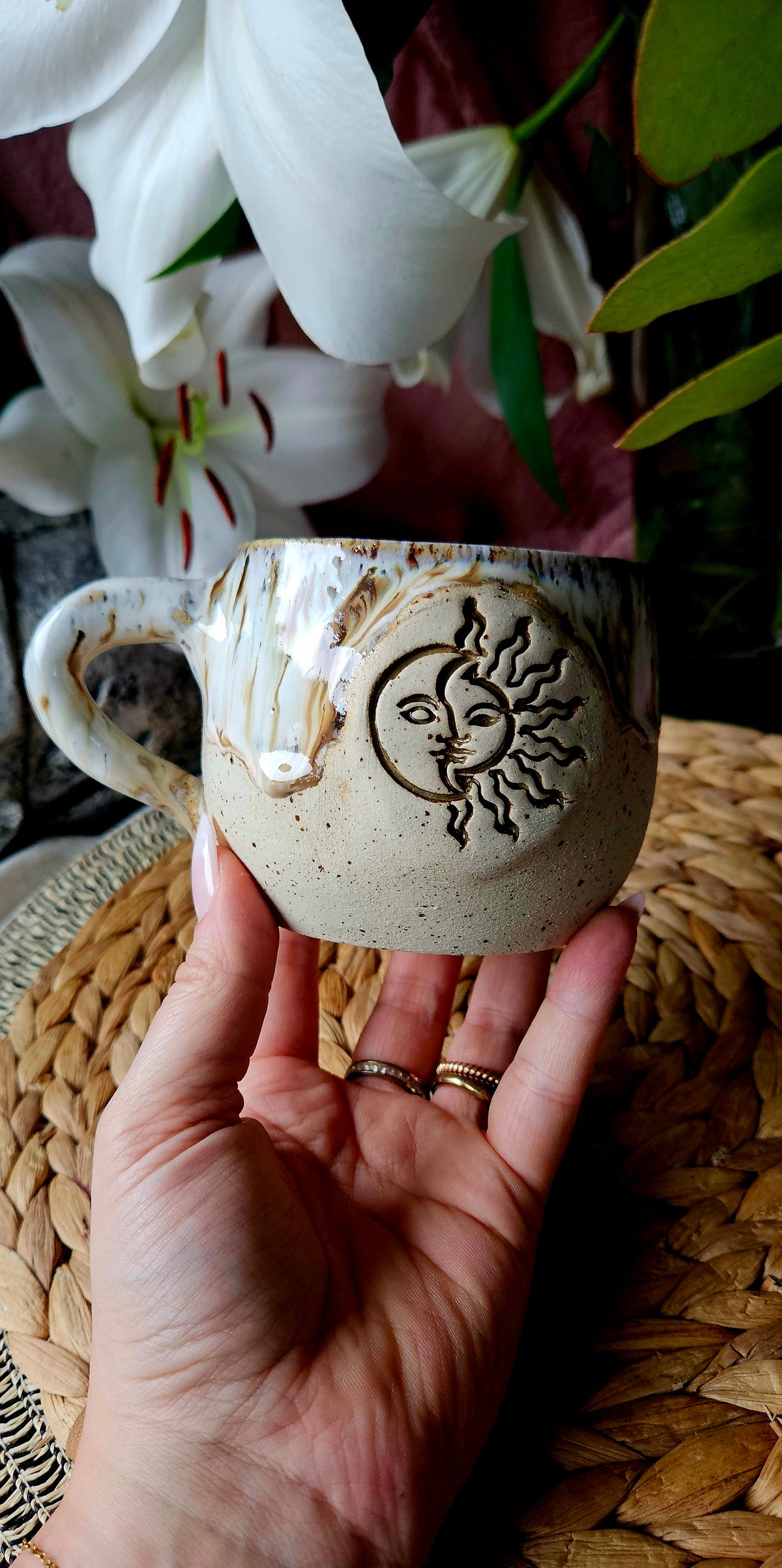 Wunderschöne ,,Sonnen" Tasse in Creme Weiß ☀️🌷💫