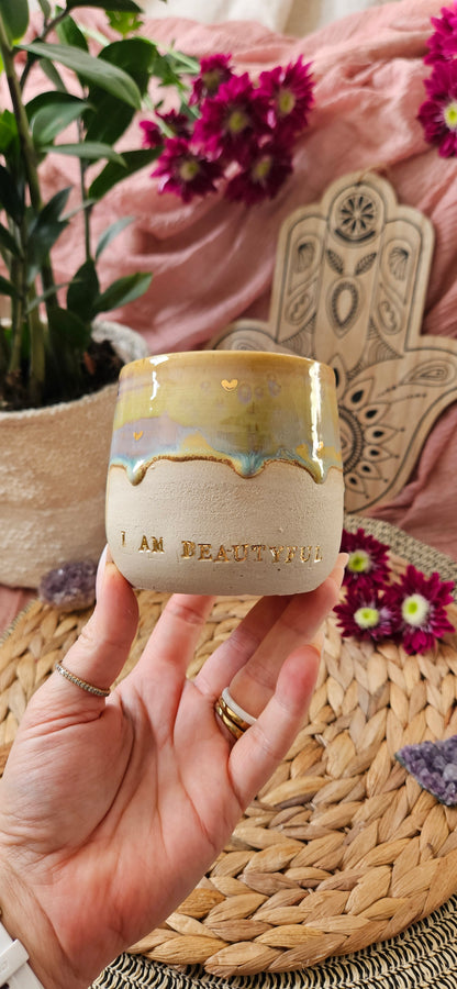 Zauberhafter ,,I am Beautyful" Becher mit Goldherzen 🌸🌷✨️