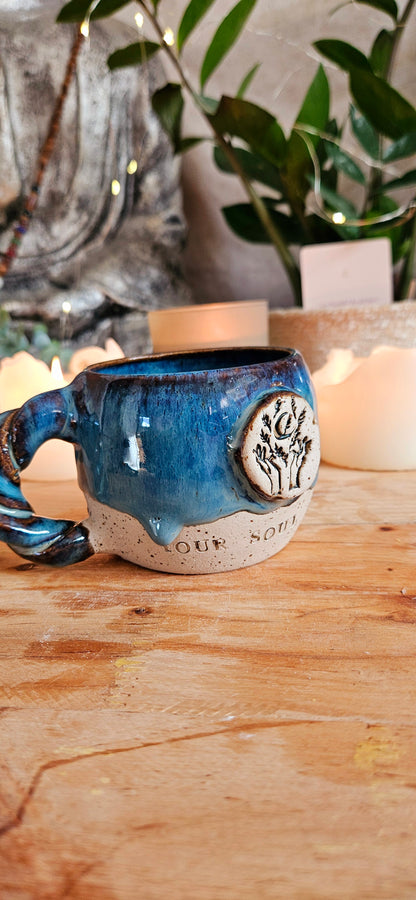 Kraftvoller ,,your soul is art" Tasse💙