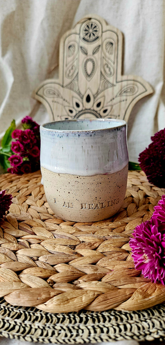Wunderschöner ,,I am Healing Becher"🫶🌷