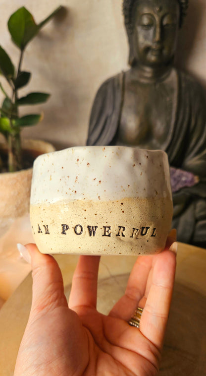 Handgeformter ,,I am Powerful" Becher ✨️