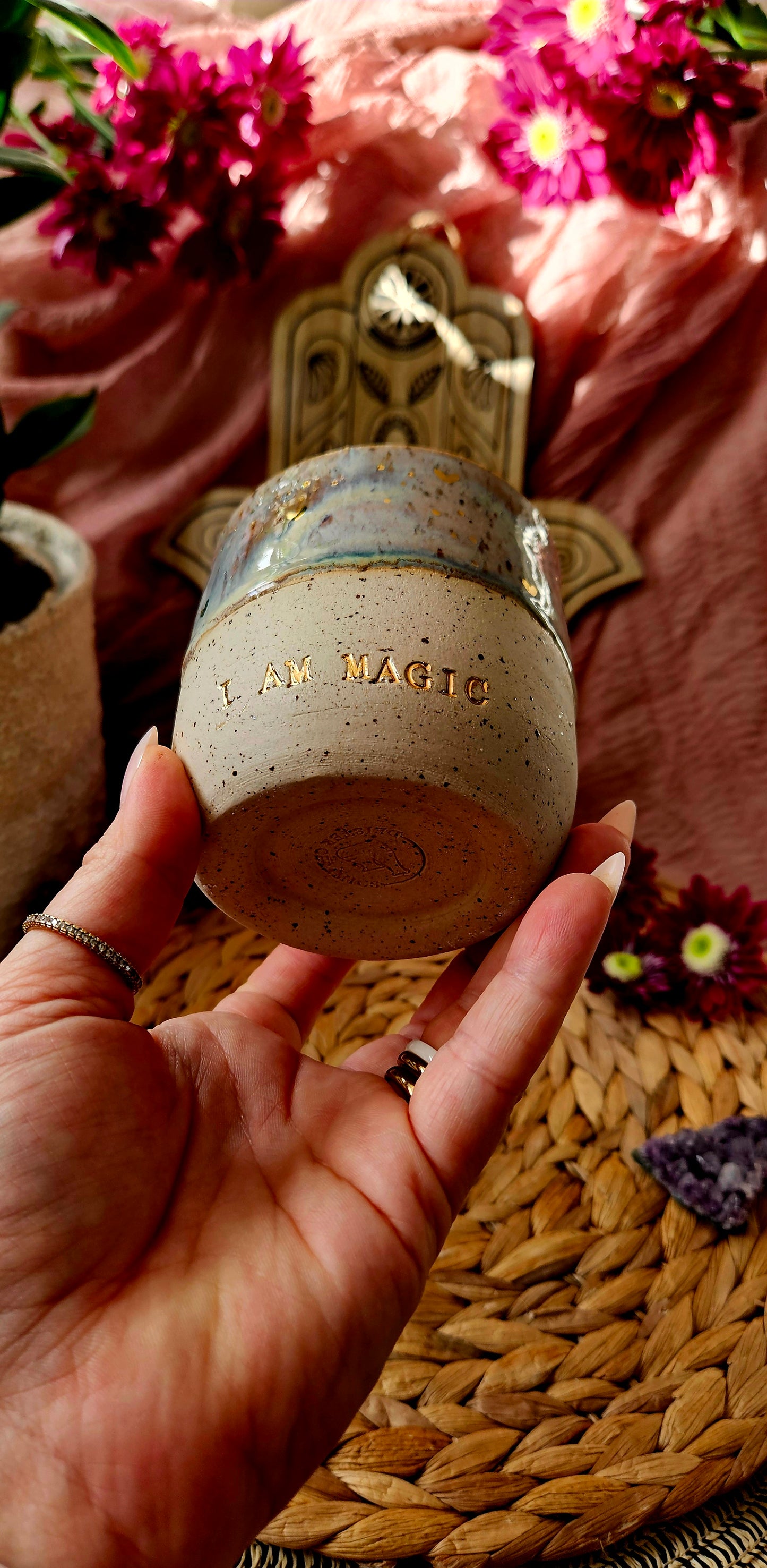 Wunderschöner ,,I am Magic" Becher mit Goldherzen✨️🌷