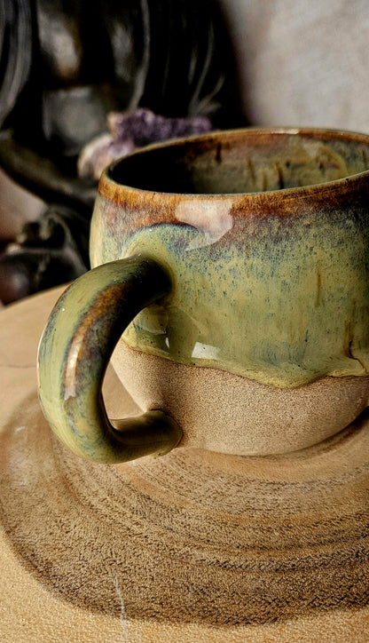 Wunderschöne Federtasse