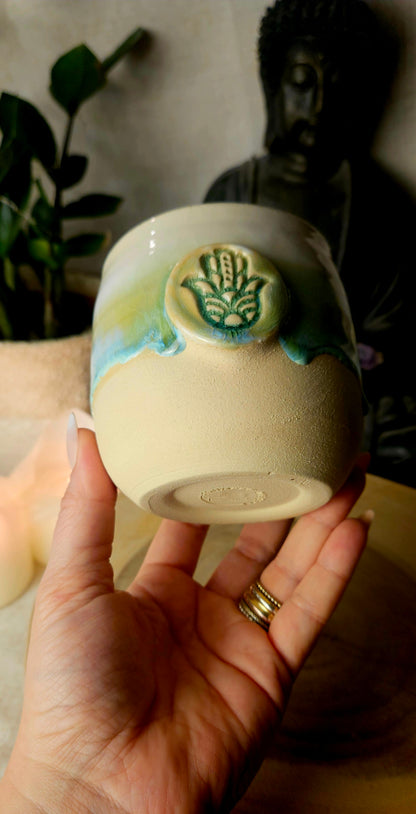 Farbenfroher ,,Hamsa" Hand Becher 💚