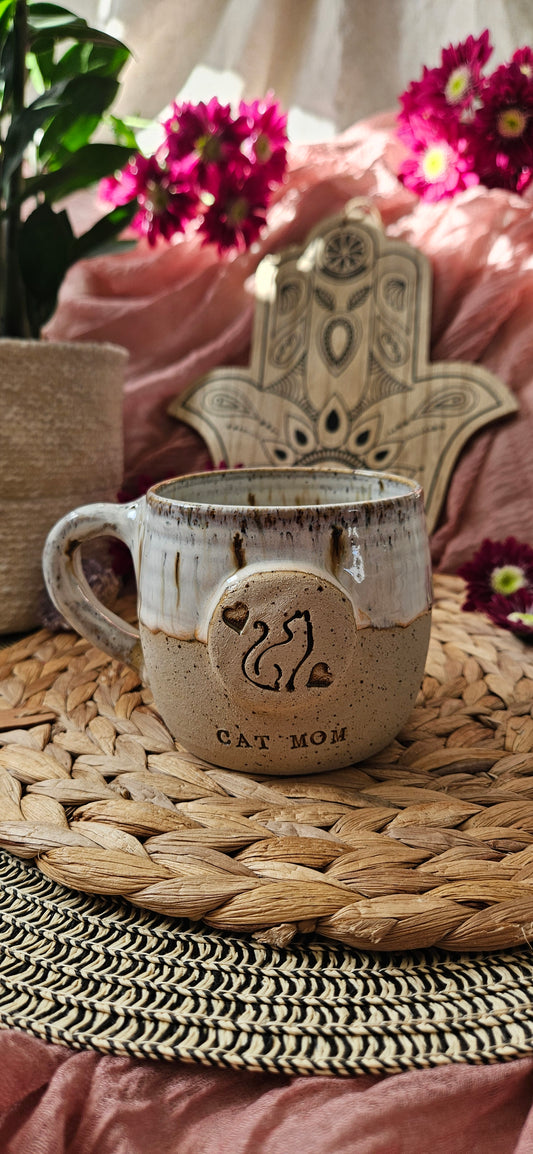 Zauberhafte ,,Cat Mom" Tasse in Beige🐱🫶