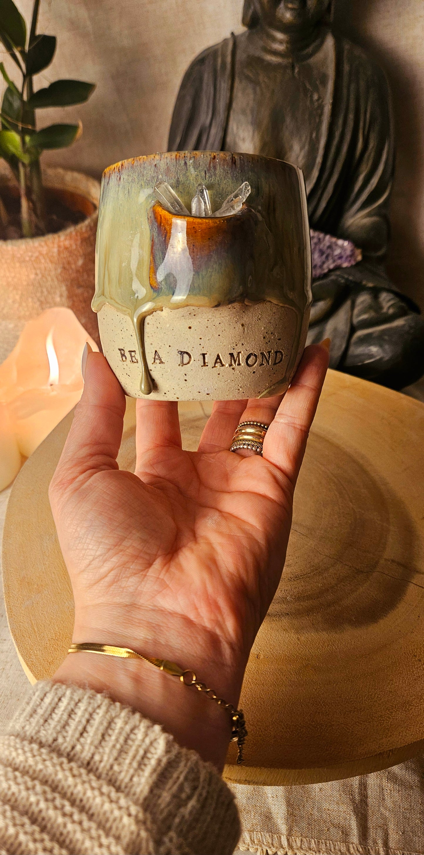 Kraftvoller ,,Be a Diamond" Becher B-Ware