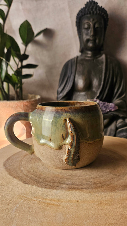 Wunderschöne Federtasse