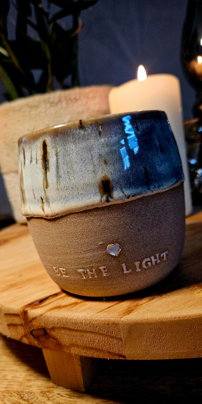 Wunderschöner ,,Be the Light" Becher