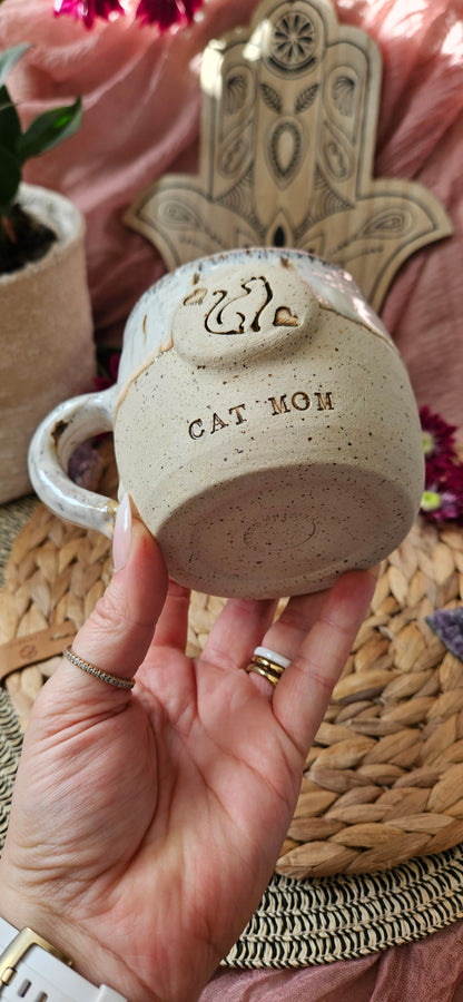 Zauberhafte ,,Cat Mom" Tasse in Beige🐱🫶