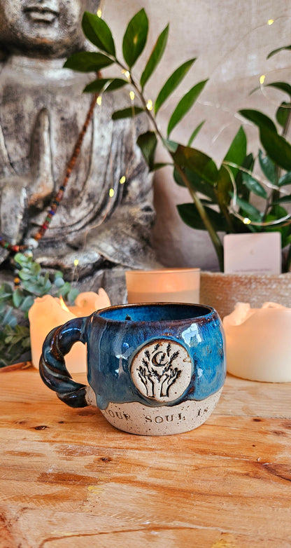 Kraftvoller ,,your soul is art" Tasse💙