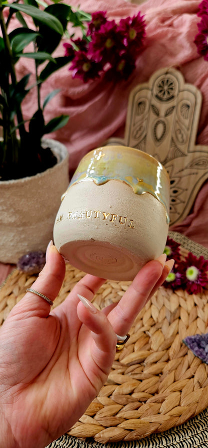 Zauberhafter ,,I am Beautyful" Becher mit Goldherzen 🌸🌷✨️