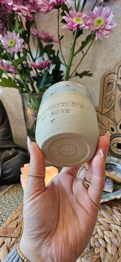 Wunderschöner ,,Do everything in Love" Becher🌸🫶